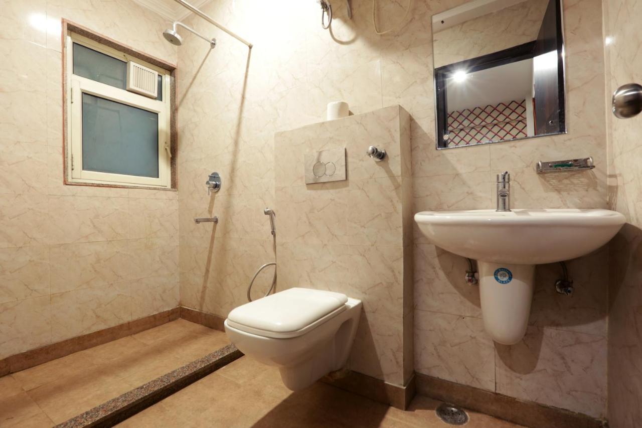 Hotel Square Stay Yeni Delhi Dış mekan fotoğraf